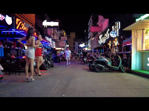 Exploring Pattaya's Hidden Gems: Soi LK Metro & Tree Town Adventure