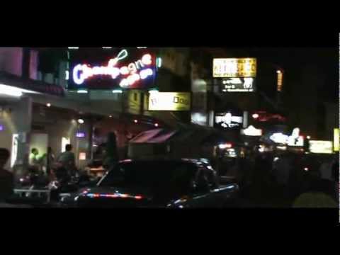 pattaya pno Agogo's of Lk Metro in the evening